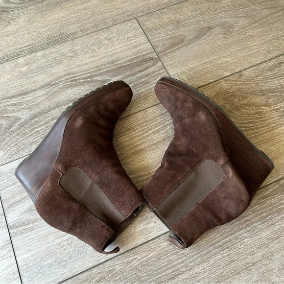 Ralph Lauren Brown Suede Leather  Wedge Ankle Boots - Picture 7 of 13